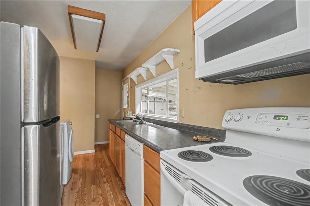 2114 Mitchell Street — photo 7