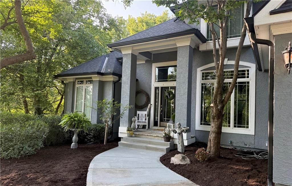 13810 Grove Avenue — photo 3