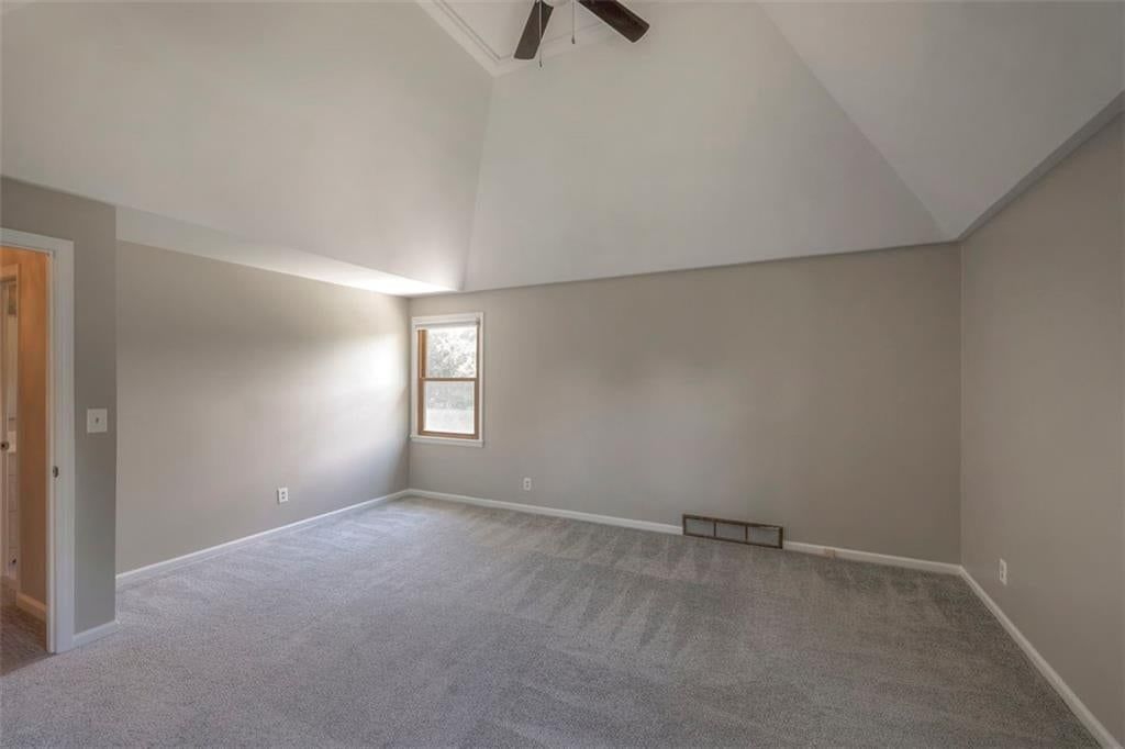 10713 W 98th Street — photo 20