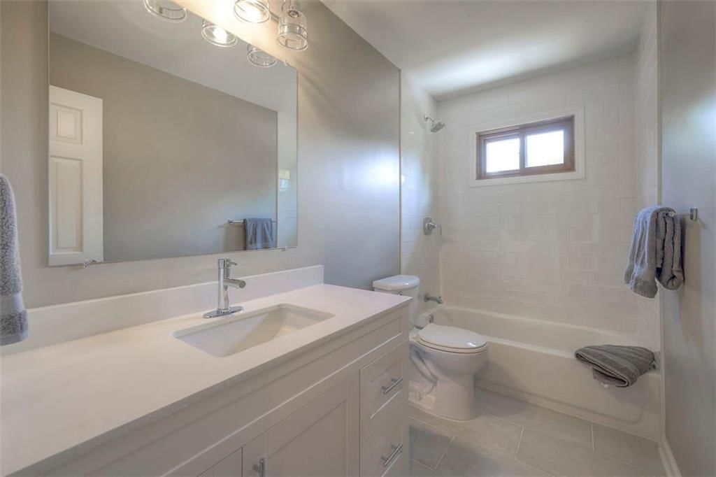 10713 W 98th Street — photo 27