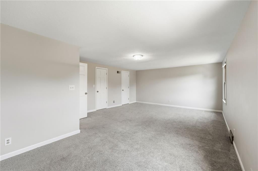 10713 W 98th Street — photo 35