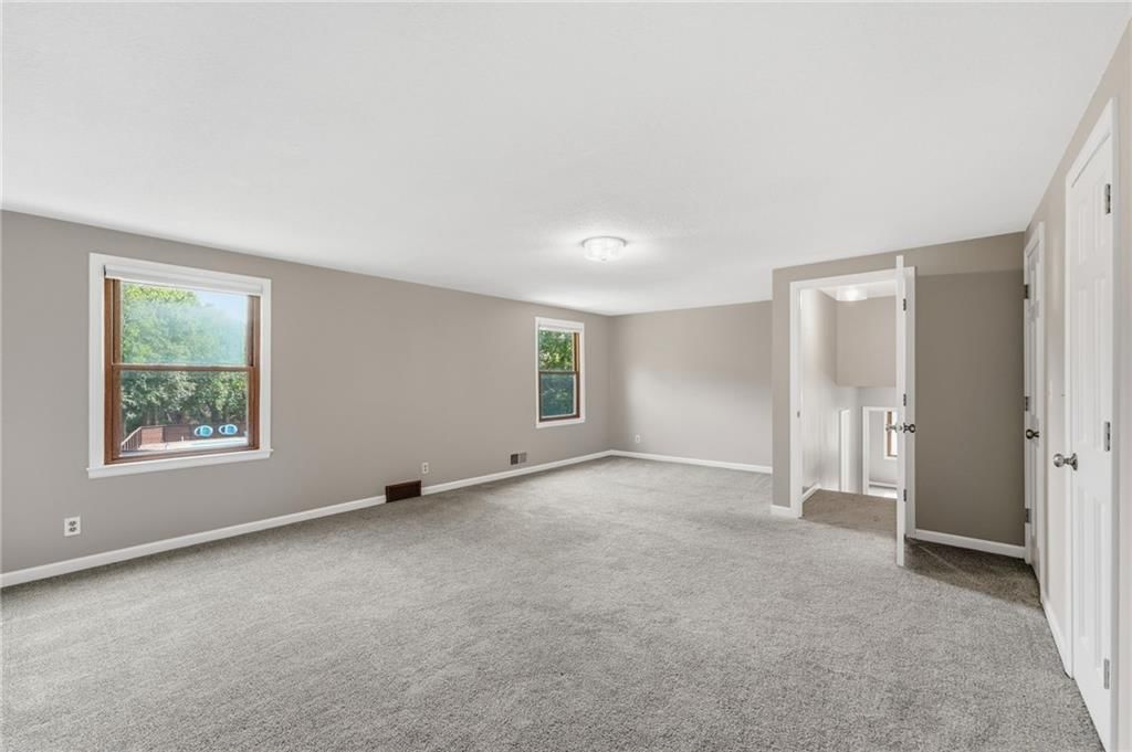 10713 W 98th Street — photo 37