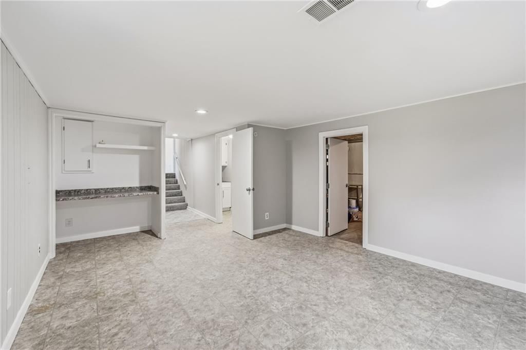 10713 W 98th Street — photo 46