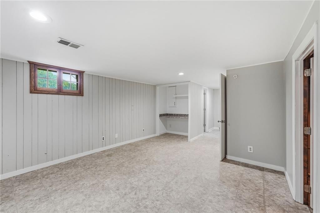 10713 W 98th Street — photo 47