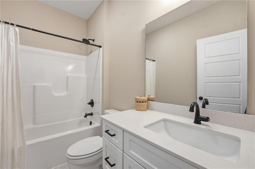 300 SW Amara Drive — photo 6