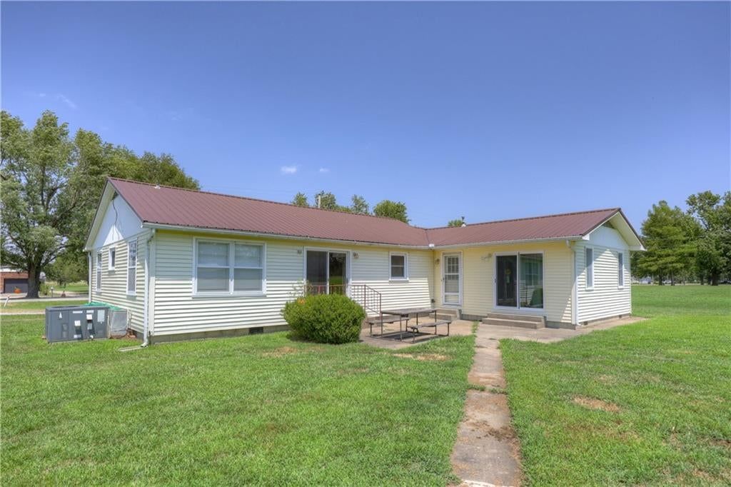 1030 W Country Road — photo 7