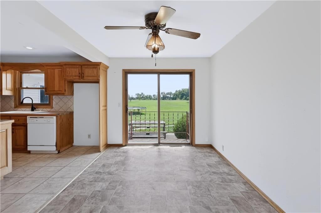 1030 W Country Road — photo 12