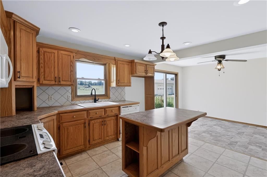 1030 W Country Road — photo 15