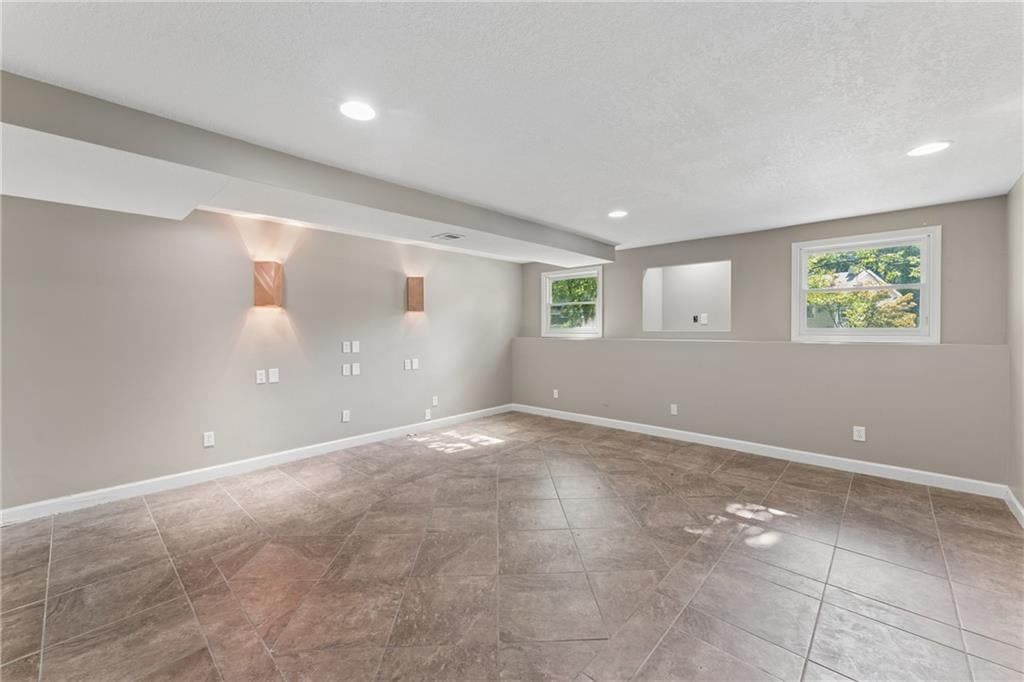 11101 NW 55th Street — photo 42