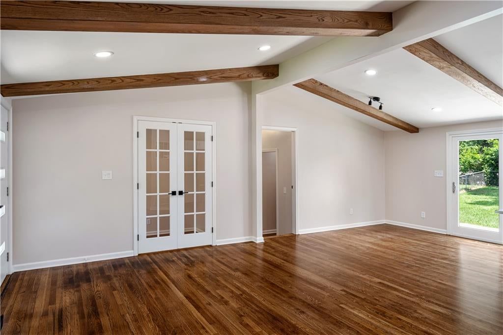 5701 N Highland Avenue — photo 7