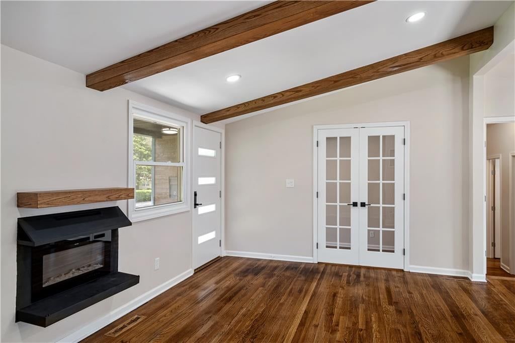 5701 N Highland Avenue — photo 8