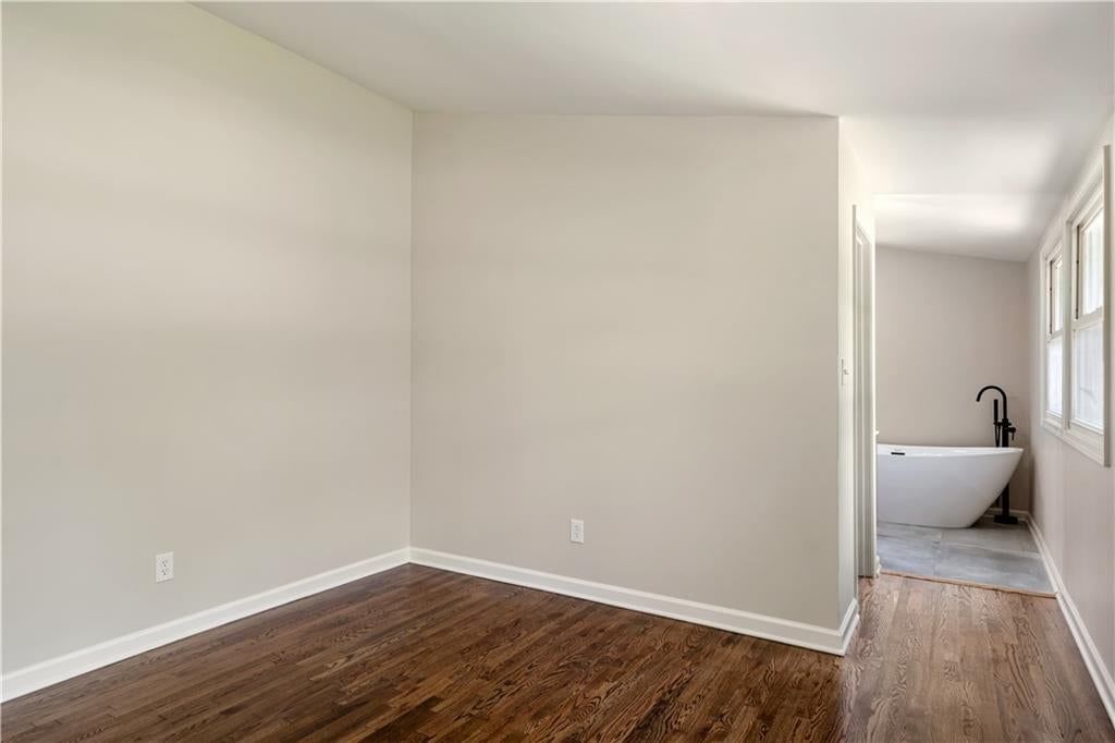 5701 N Highland Avenue — photo 22