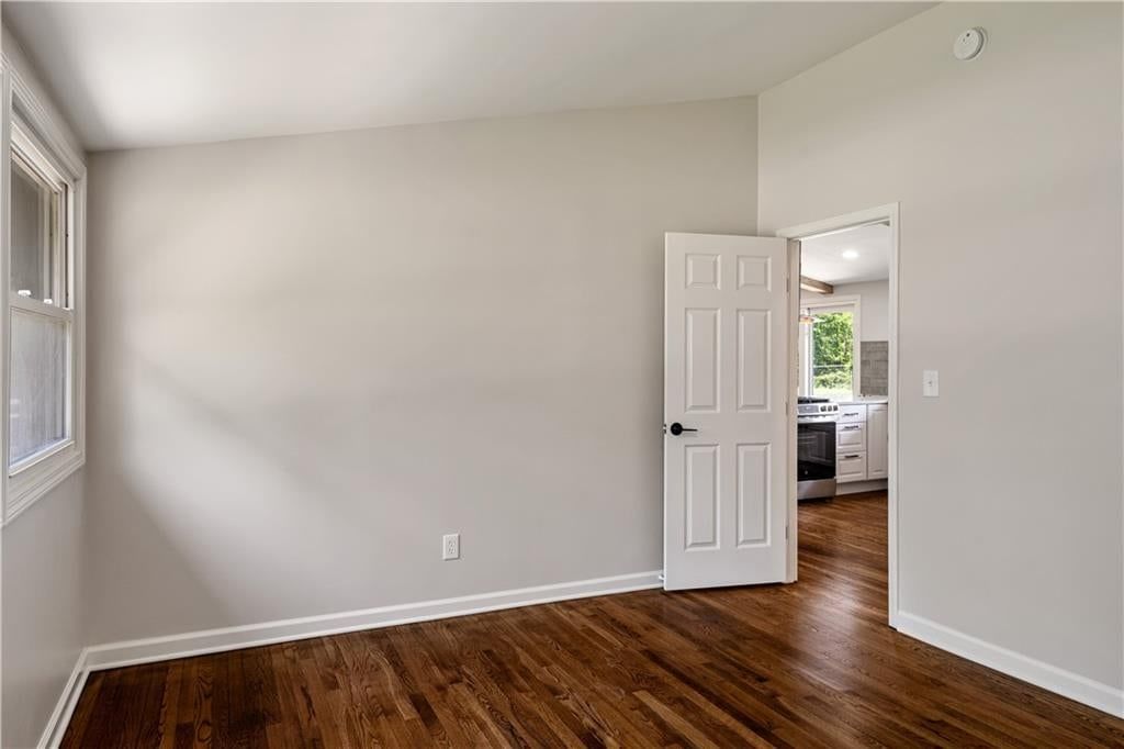 5701 N Highland Avenue — photo 23