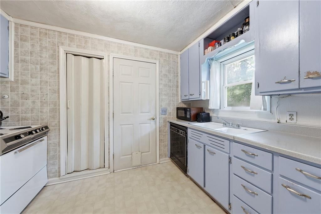 7400 Lamar Avenue — photo 11
