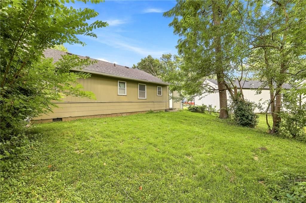7400 Lamar Avenue — photo 21