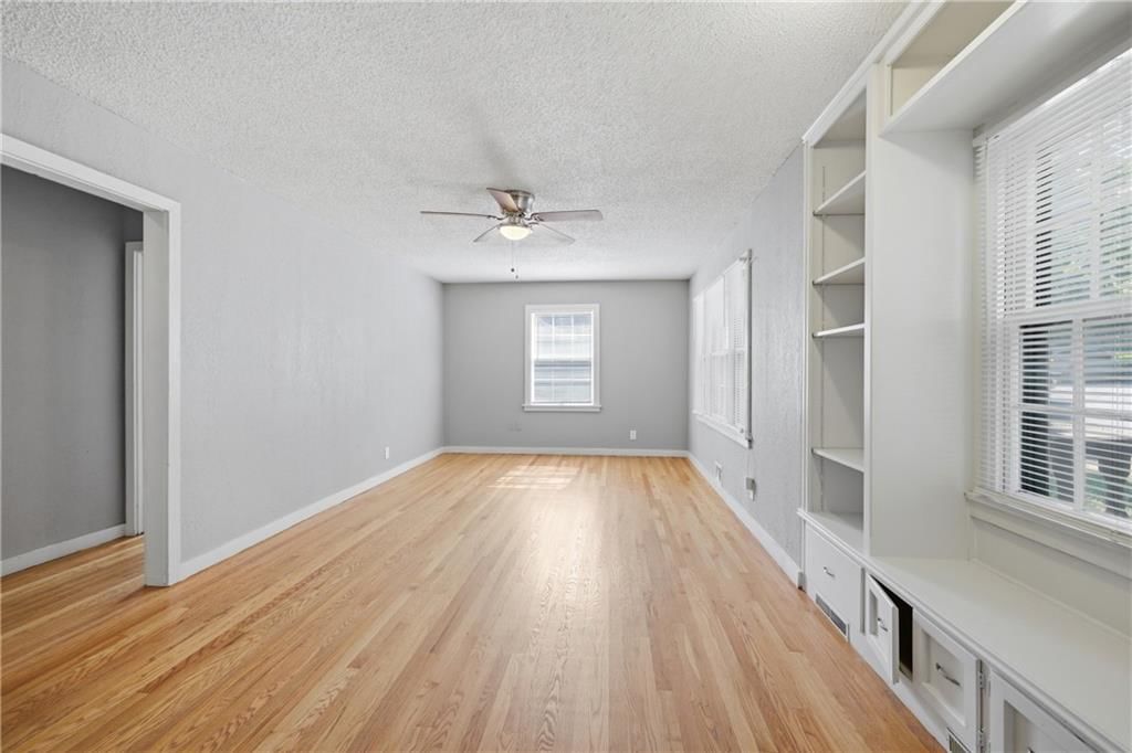 9604 E 67th Terrace — photo 8
