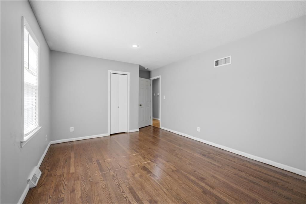 9604 E 67th Terrace — photo 13
