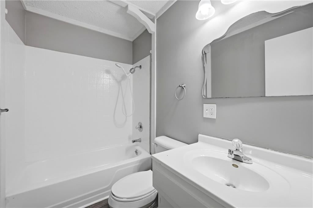 9604 E 67th Terrace — photo 26