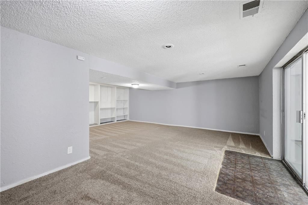 9604 E 67th Terrace — photo 34