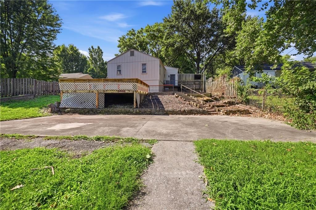 9604 E 67th Terrace — photo 38