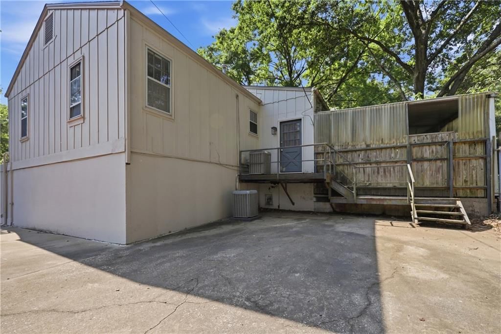 9604 E 67th Terrace — photo 41