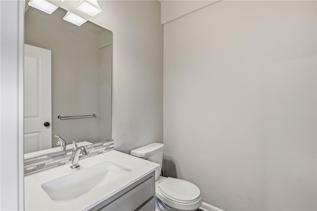500 NE Hidden View Lane — photo 34