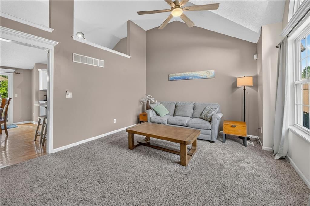 10820 N Smalley Court — photo 5