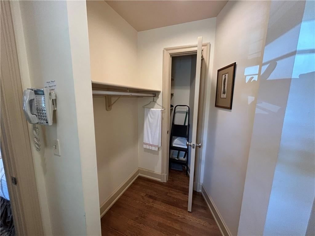5049 WORNALL Road — photo 15