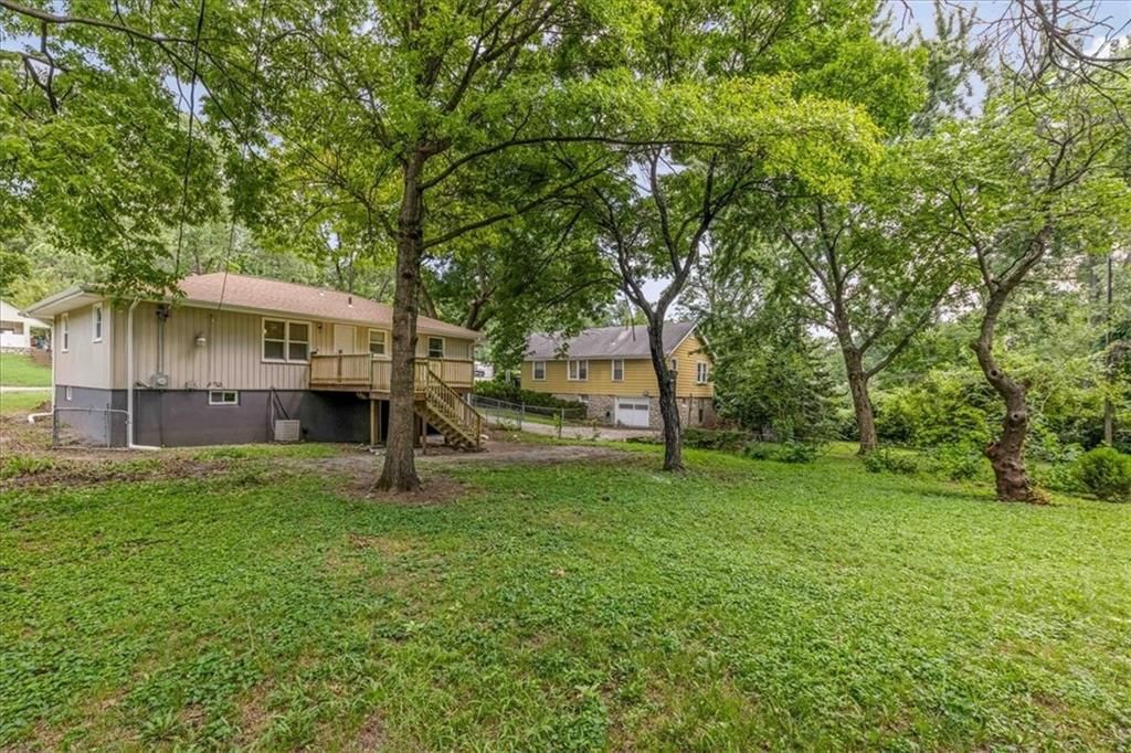 8116 Wayne Avenue — photo 19