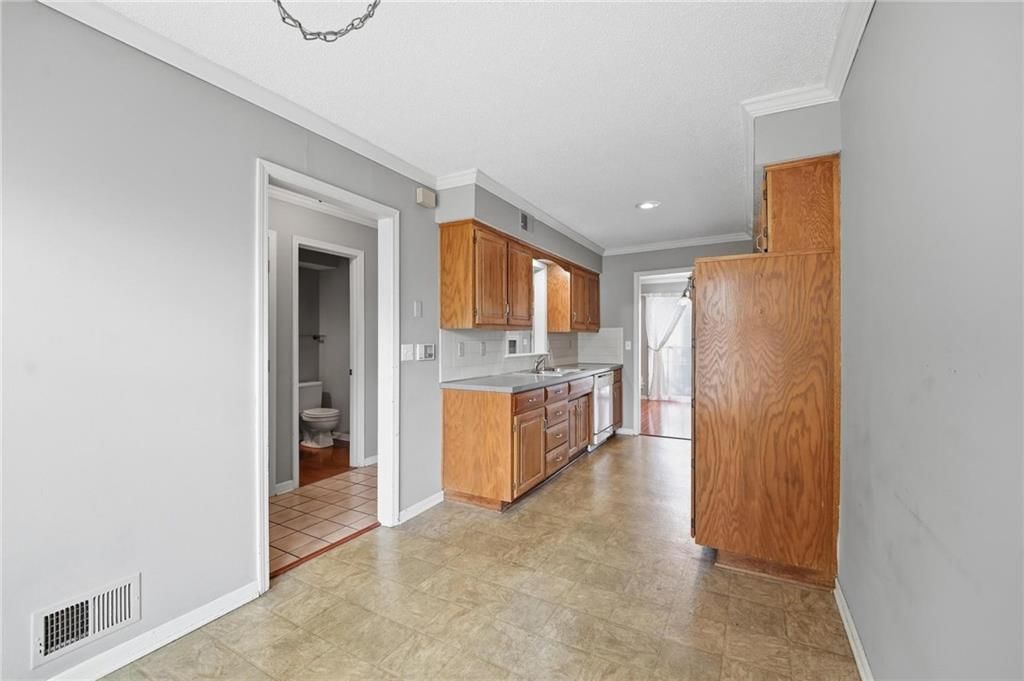 7460 Nall Avenue — photo 12