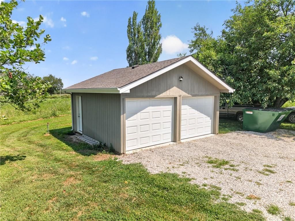 36500 E 339th Street — photo 37