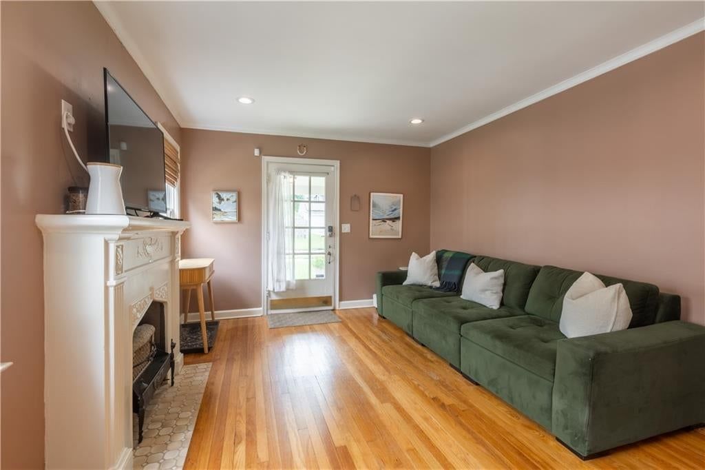 7314 Grand Avenue — photo 9