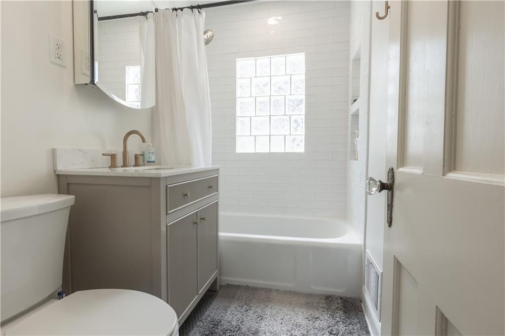 7314 Grand Avenue — photo 21