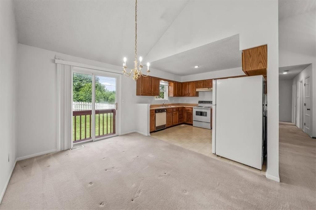 10300 Haskins Street — photo 8