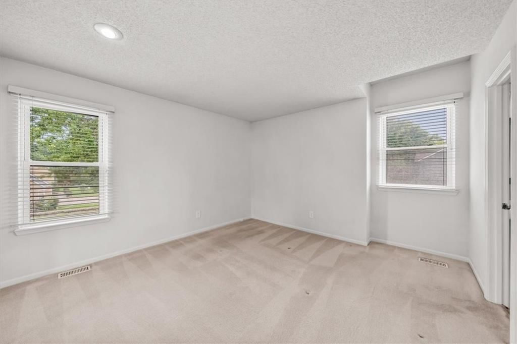 10300 Haskins Street — photo 15