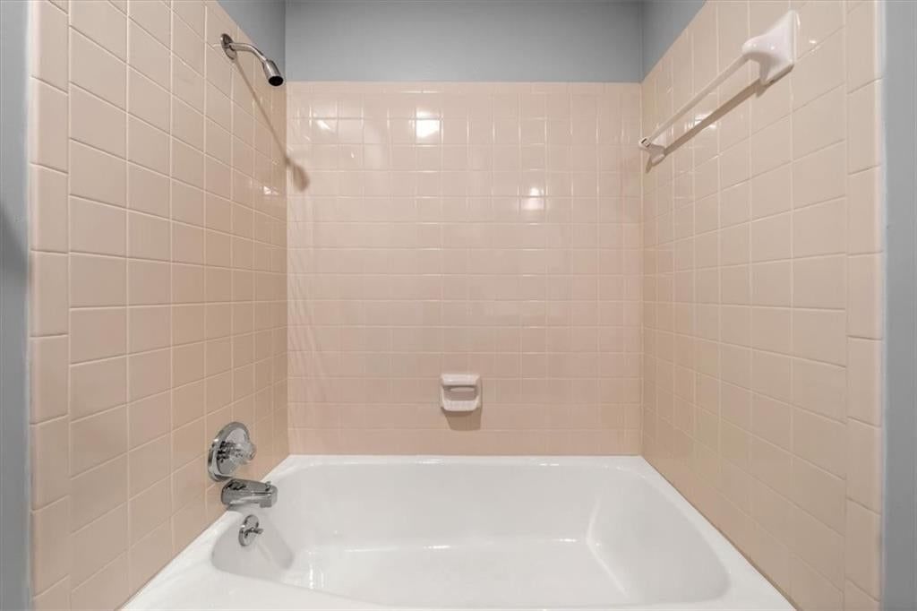 10300 Haskins Street — photo 19