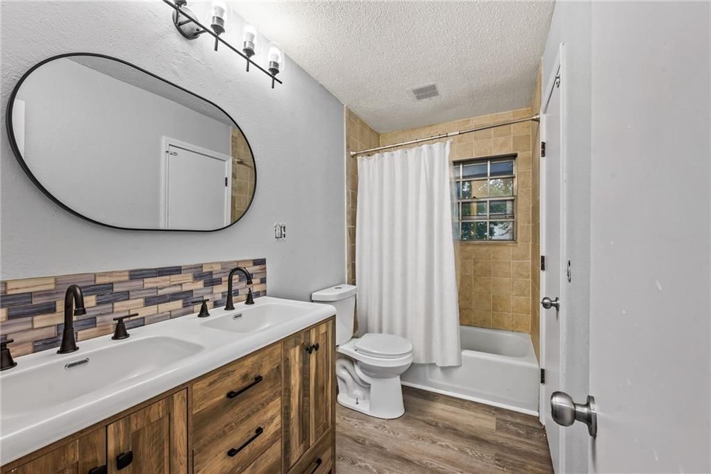 229 SE Westminister Road — photo 16