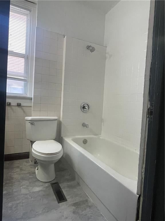 3907 E 9th Street — photo 7