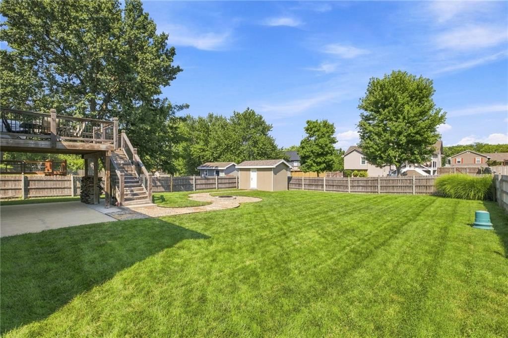 1301 Tabitha Lane — photo 42