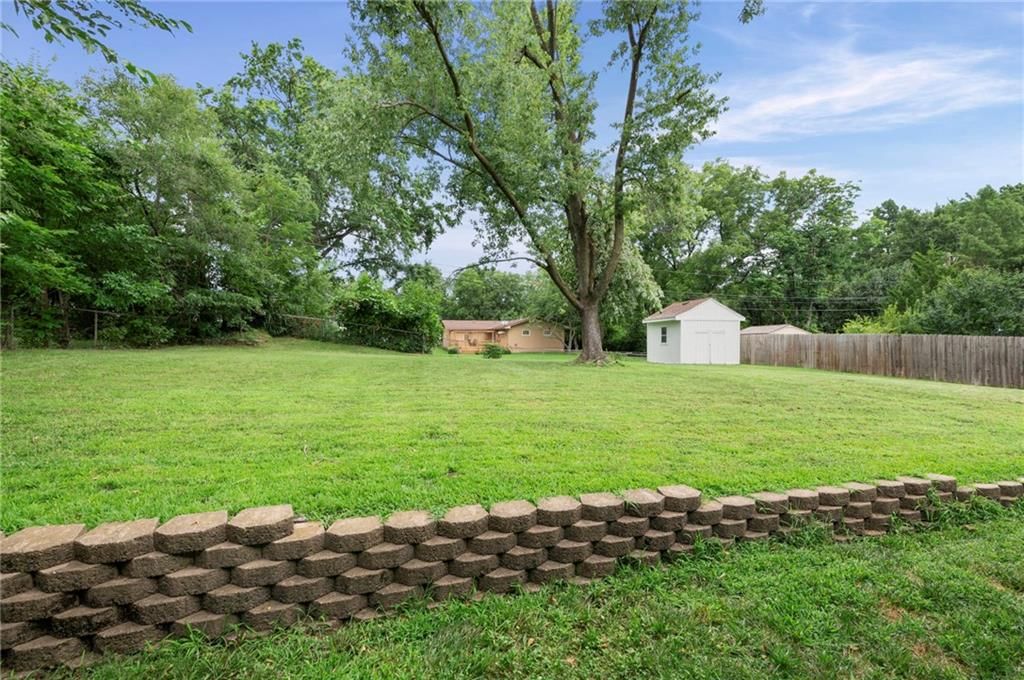 1630 NE 48th Terrace — photo 42