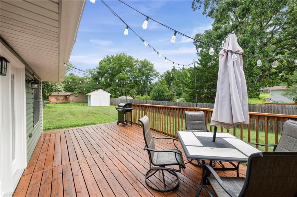1630 NE 48th Terrace — photo 45