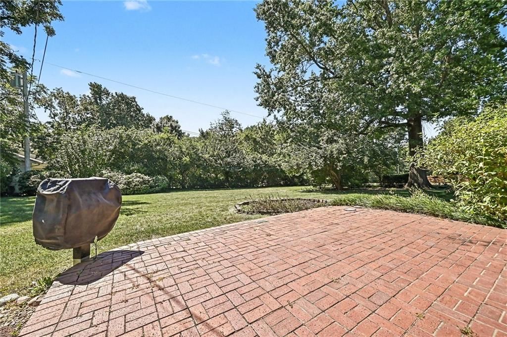 607 Montcrew Street — photo 38