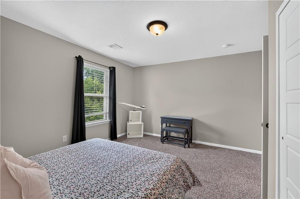 4410 NE 78th Street — photo 32