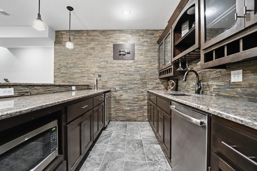 4333 SE Trotter Drive — photo 6