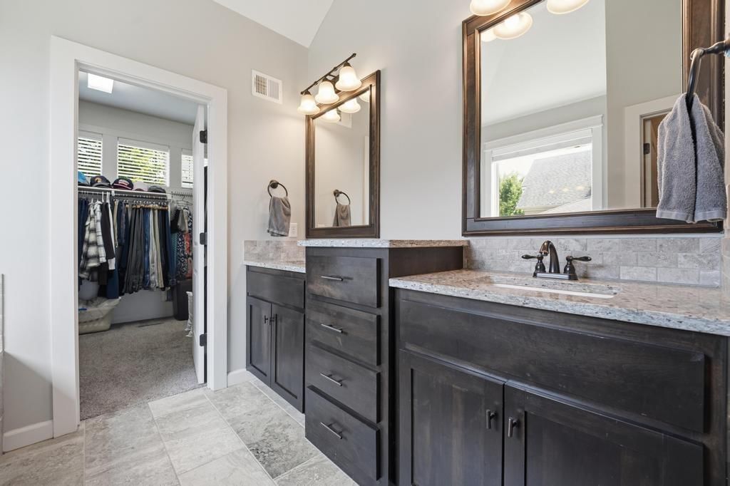 4333 SE Trotter Drive — photo 41