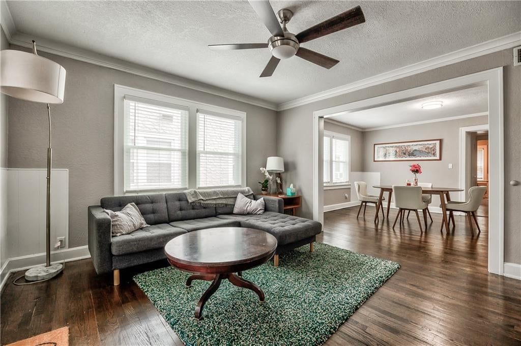 1813 W 41st Street — photo 28