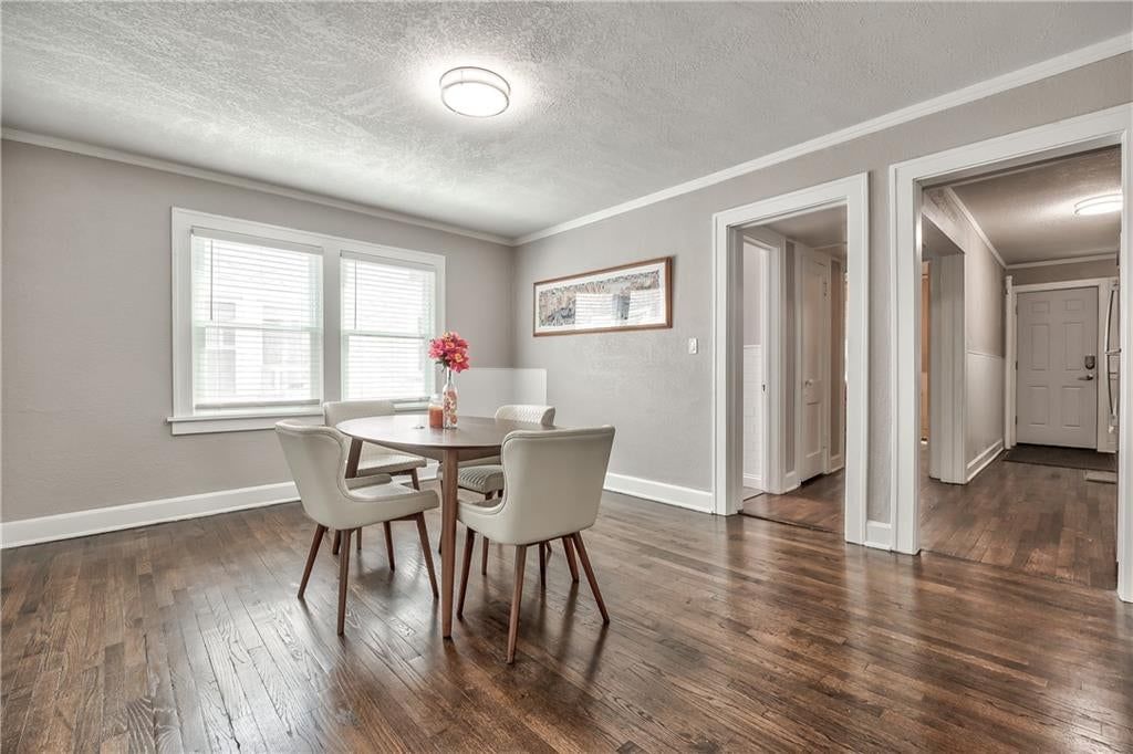 1813 W 41st Street — photo 31