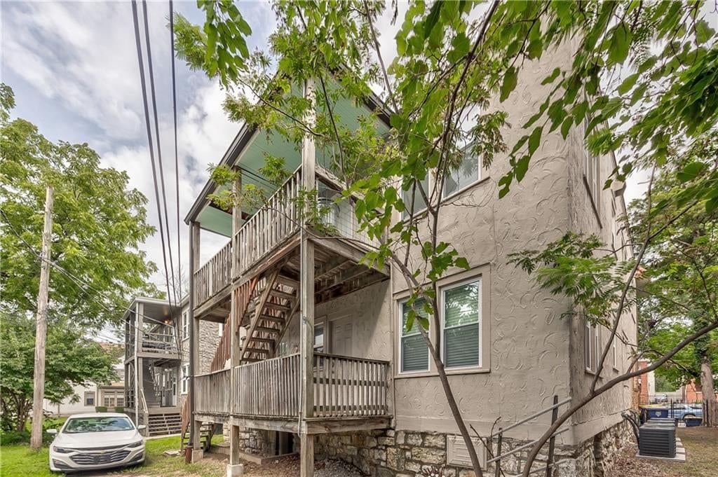 1813 W 41st Street — photo 45