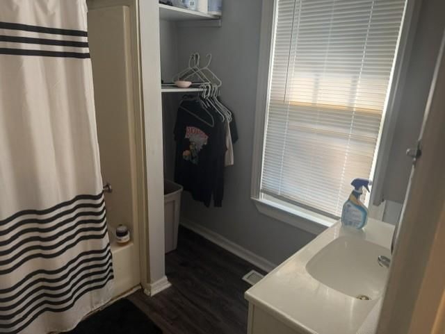 10120 GOLF Avenue — photo 7