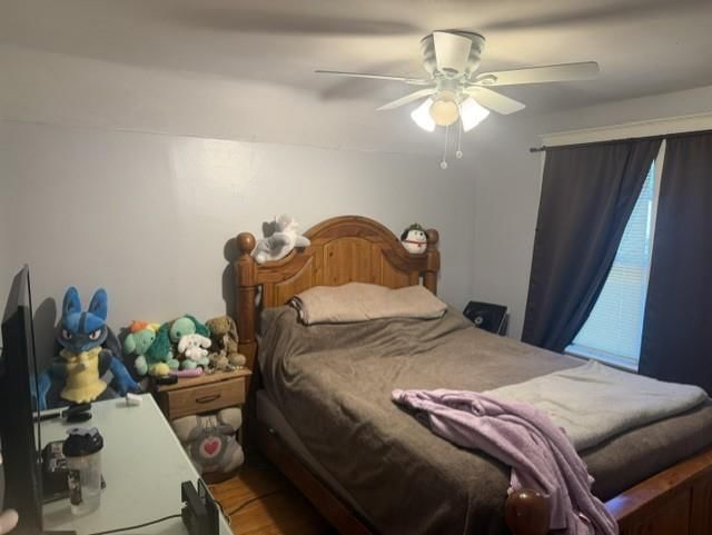 10120 GOLF Avenue — photo 11